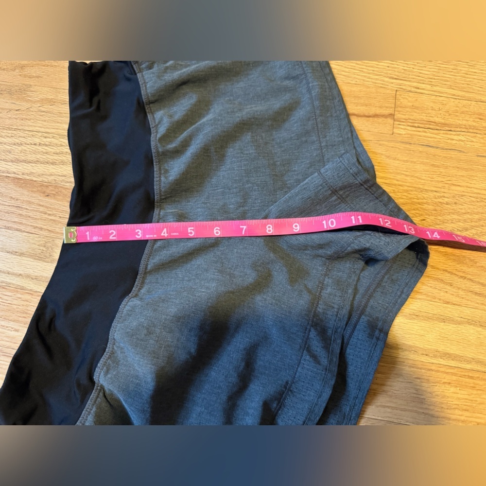 Champion Black and Gray Athletic Shorts, size large - Picture 5 of 6